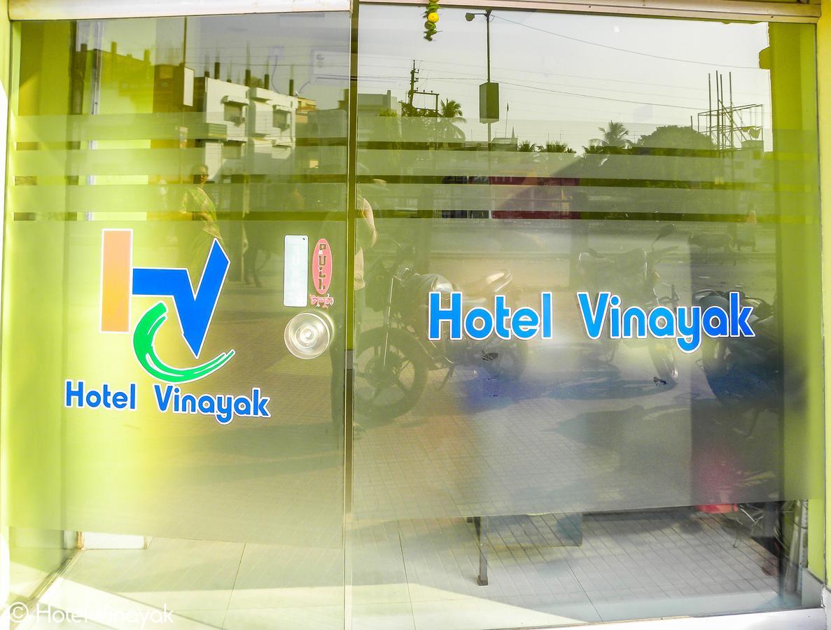 Hotel Vinayak Māldah Eksteriør billede